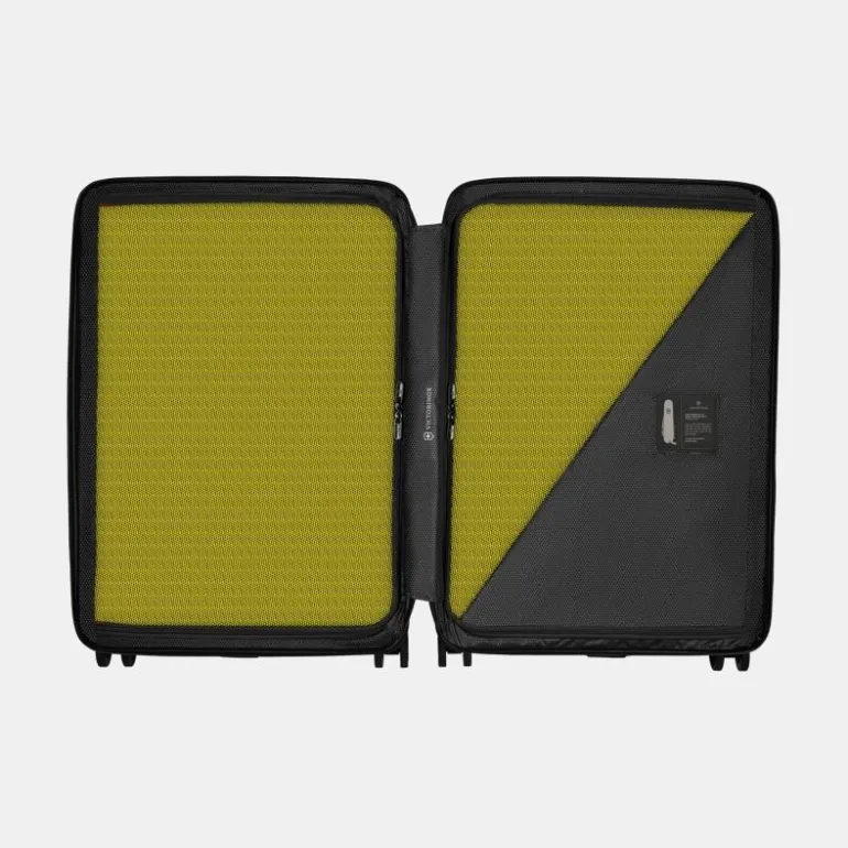 Airox Medium Hardside Case