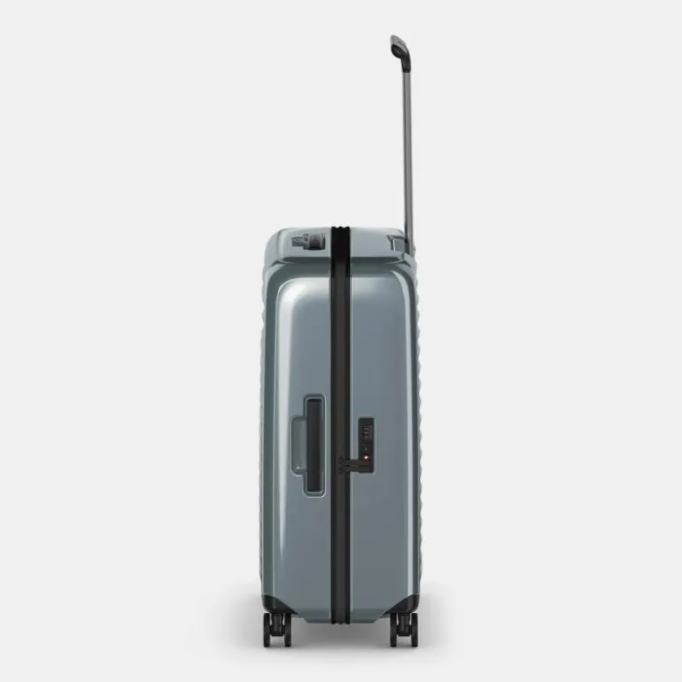 Airox Medium Hardside Case