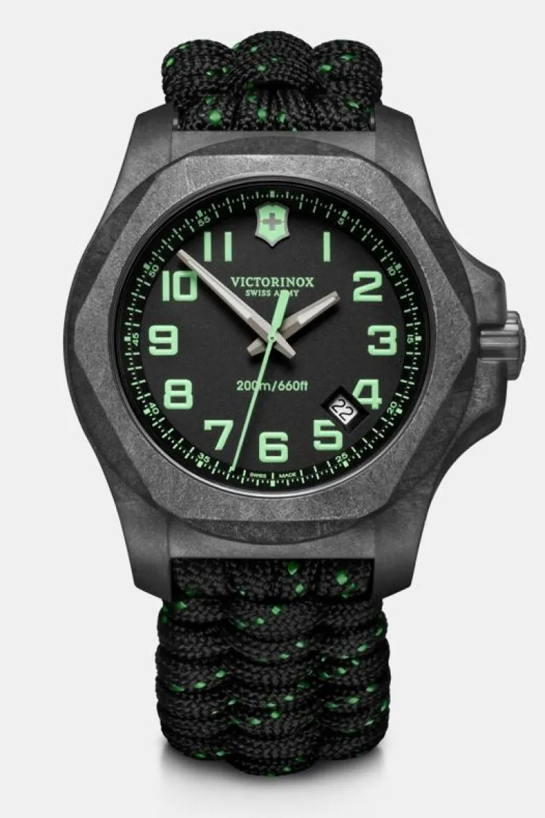 I.N.O.X. Carbon